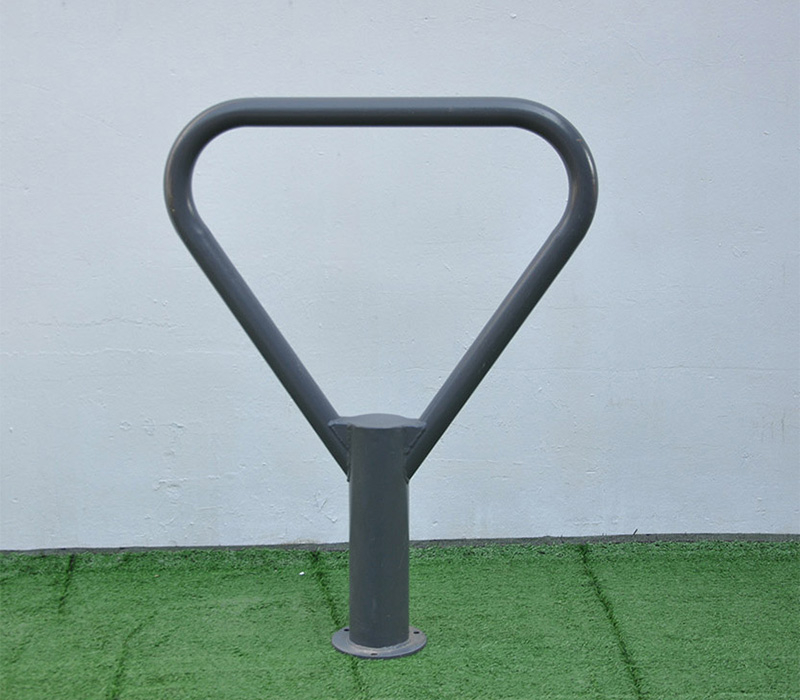 Metall trekantet sykkelparkeringsstativ Ground Dobbel sykkelstativ til salgs